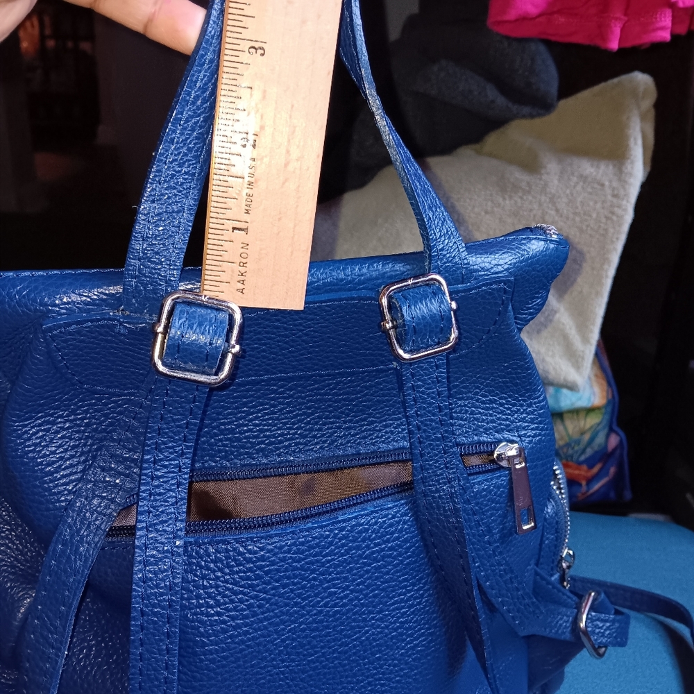 Genuine leather backpack - Picture 4 of 9